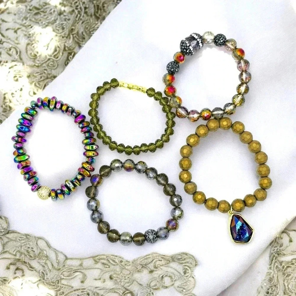 🆕️5pc Boho Chic Handmade Beaded Stackable Stretchy Trendy Bracelet Set 🌿 - Picture 10 of 16